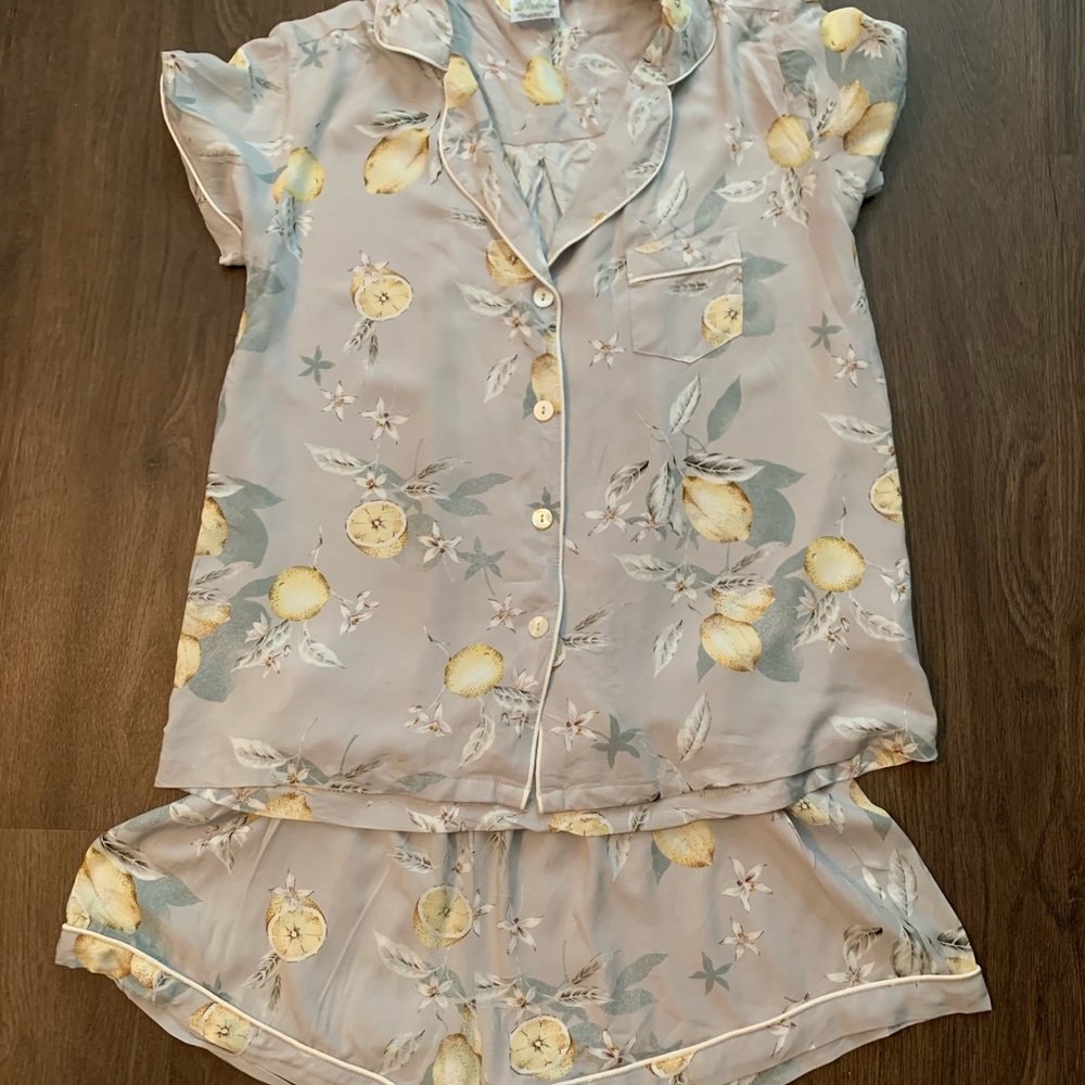 Plum Pretty Sugar Lemon Floral Pajama Set